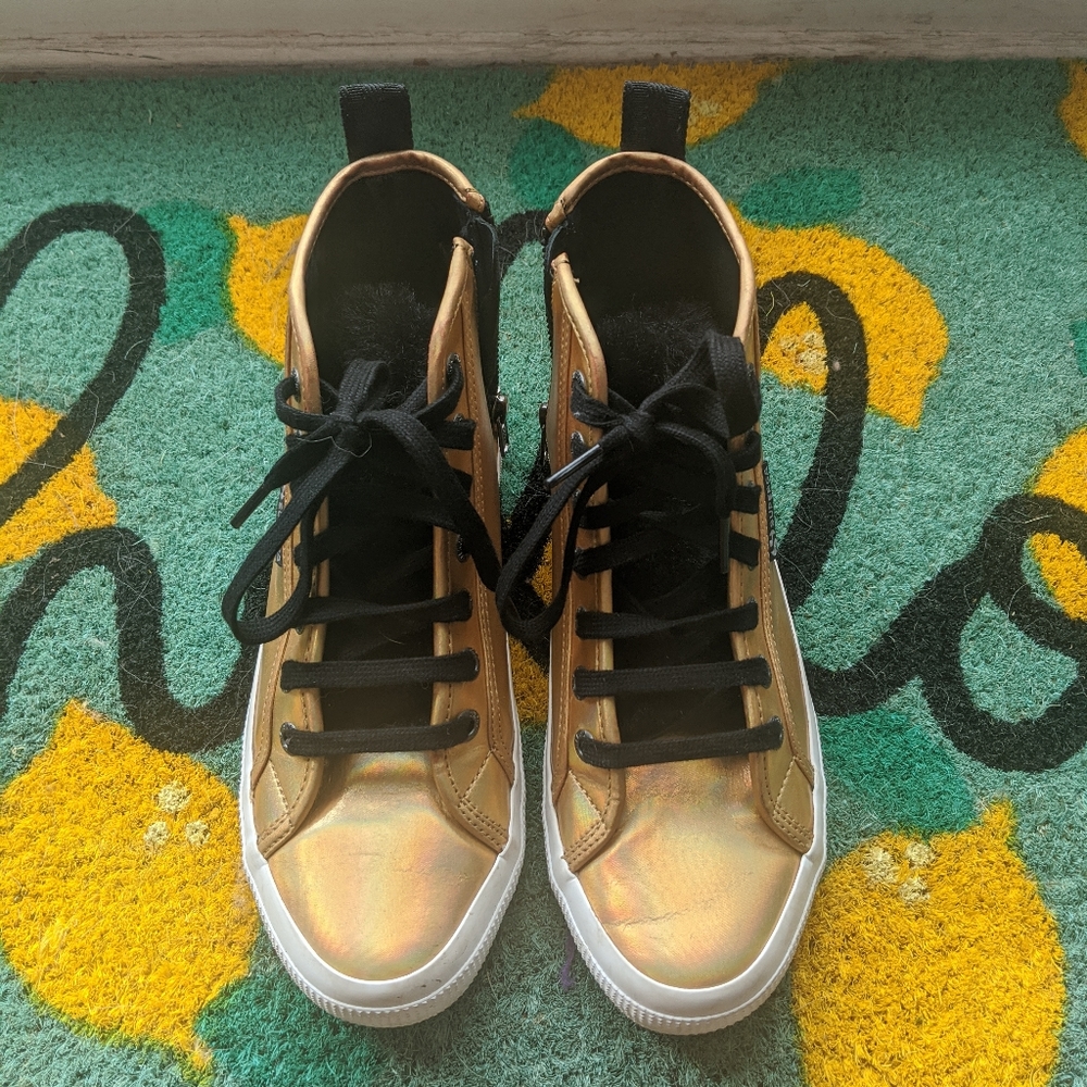 Superga Jocelyn X Size 37 US 6.5 Gold Sneaker